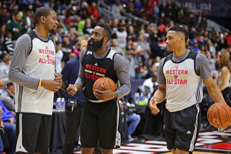 开云体育下载-三少球迷狂喜日!杜兰特&威少&哈登今日同砍25+ 各自球队都赢球