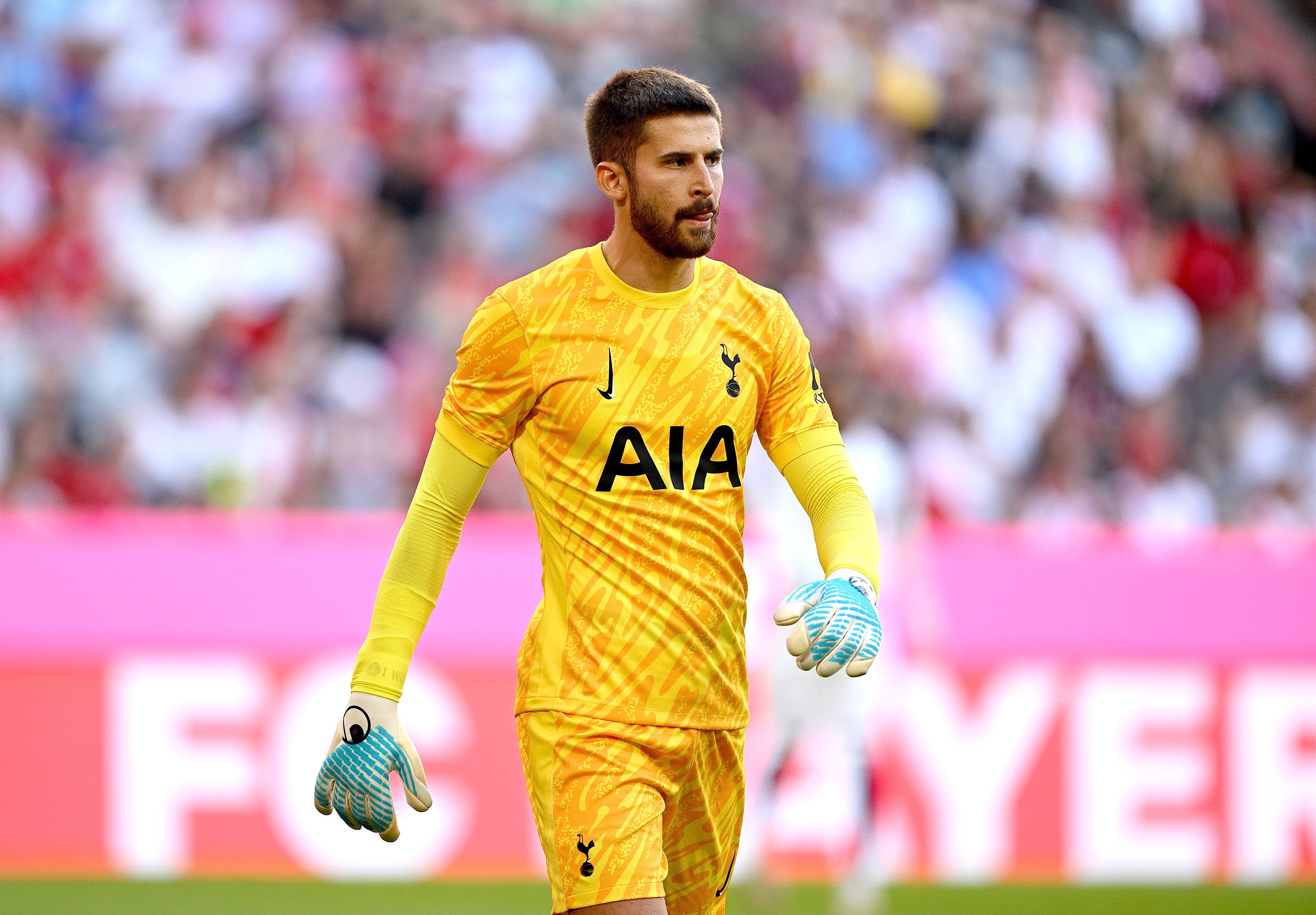 云体育-罗马诺：无论热刺保级还是降级维卡里奥都将转会，球员计划去国米